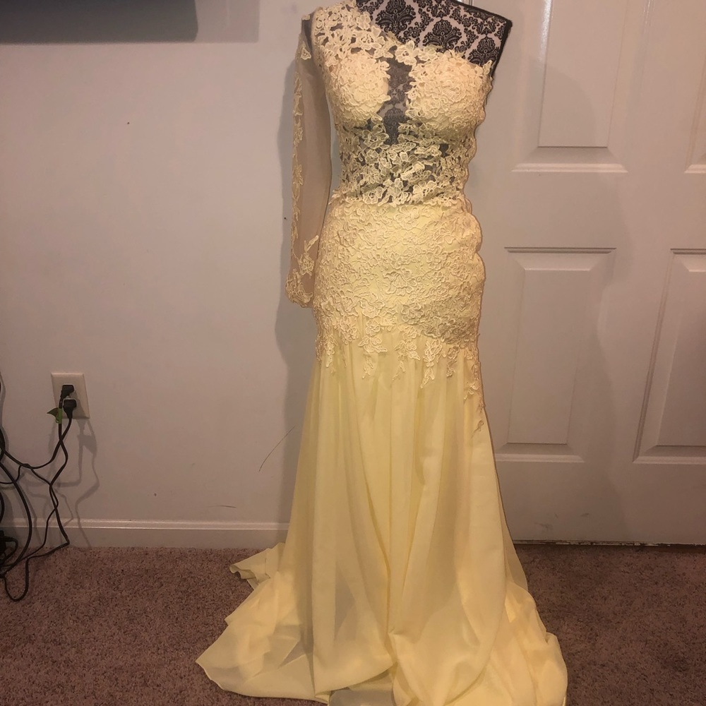 Handmade yellow one sleeve prom dress
